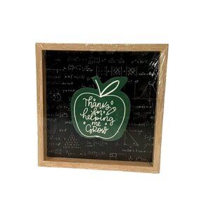 Teacher Appreciation Wall Frame Decor With Green Apple Design